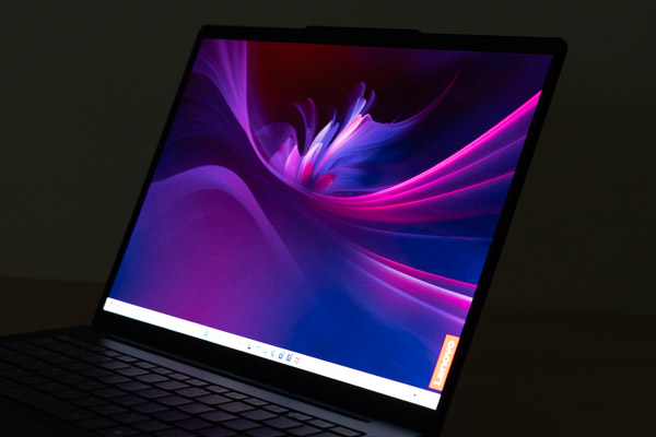 IdeaPad Slim 5i Gen 10 (14型 Intel)の視野角