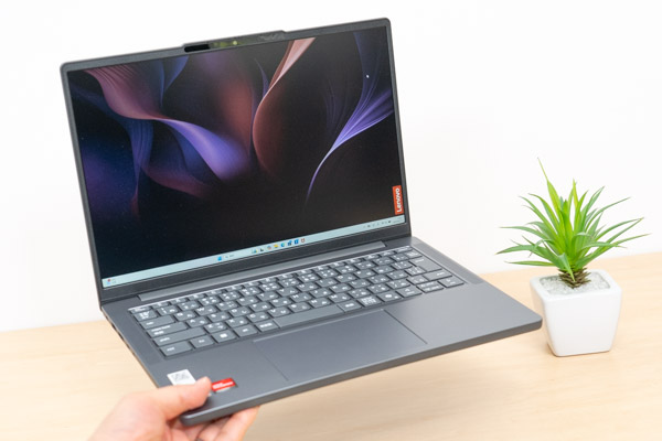 Inspiron 15 (3535)のメモリの写真