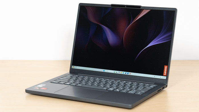 Inspiron 15 (3535)の写真