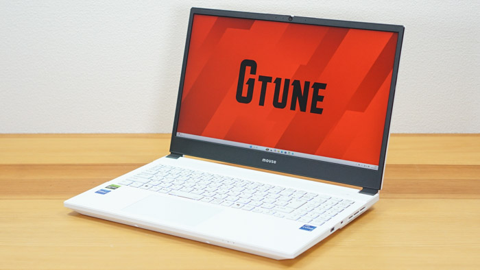 HP Victus 15の写真